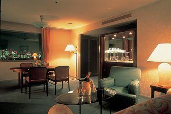 Grand Palace Hotel 15/25