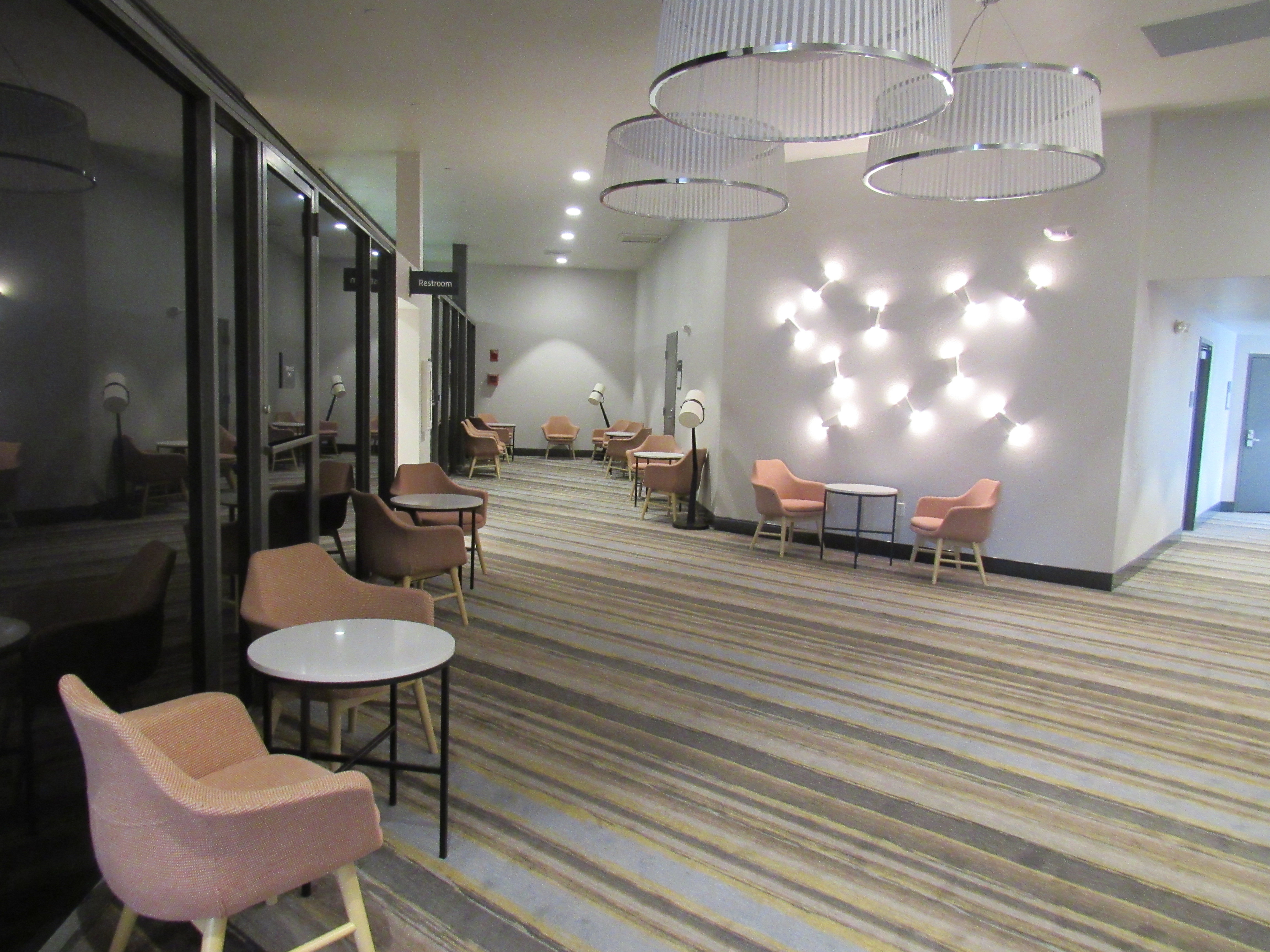 Holiday Inn Orlando Intl Drive - Conv Center 25/50
