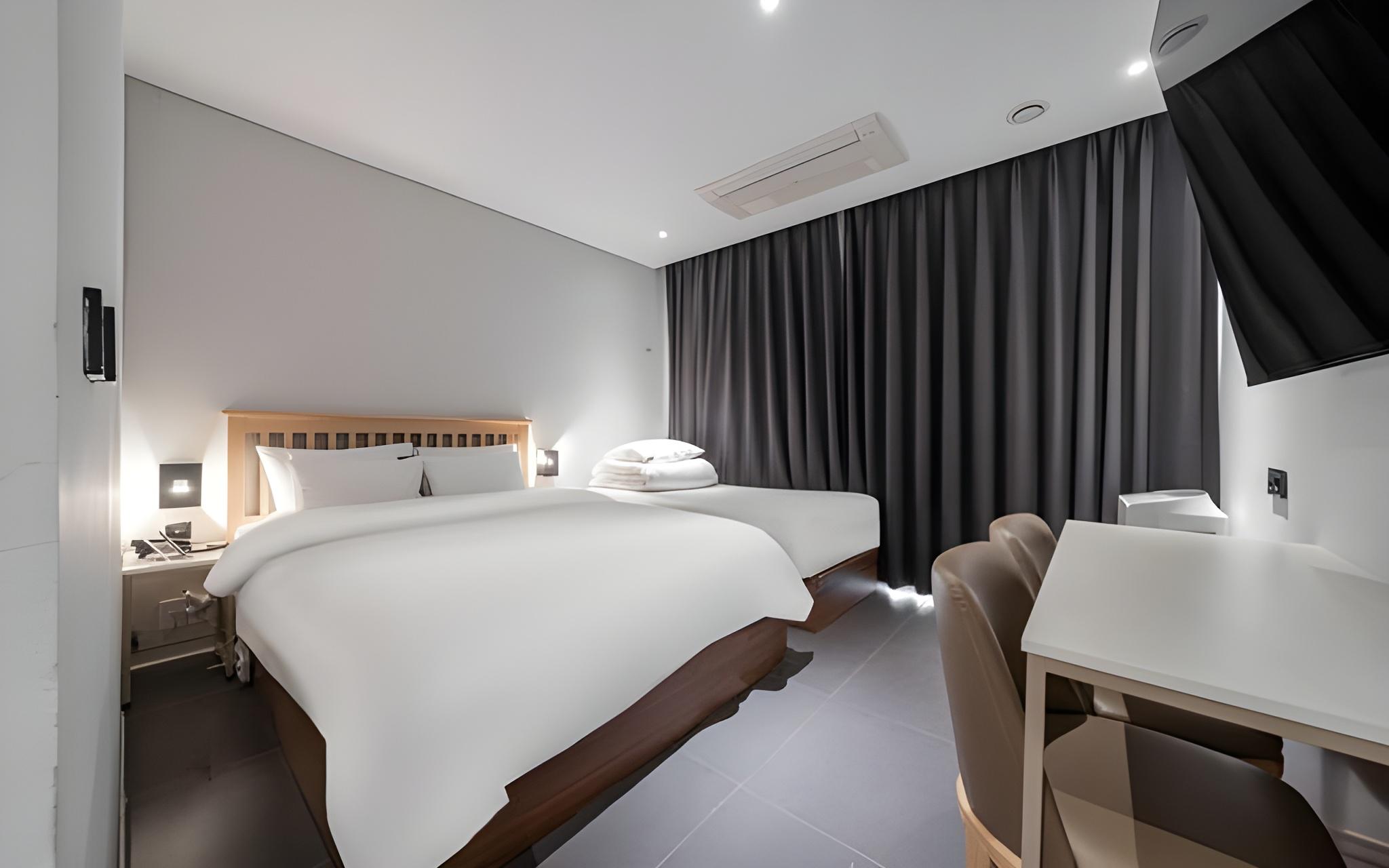 Deluxe, Family, Twin Beds, No Parking