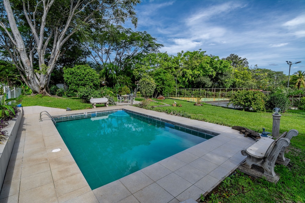 Villa Margarita 46/50
