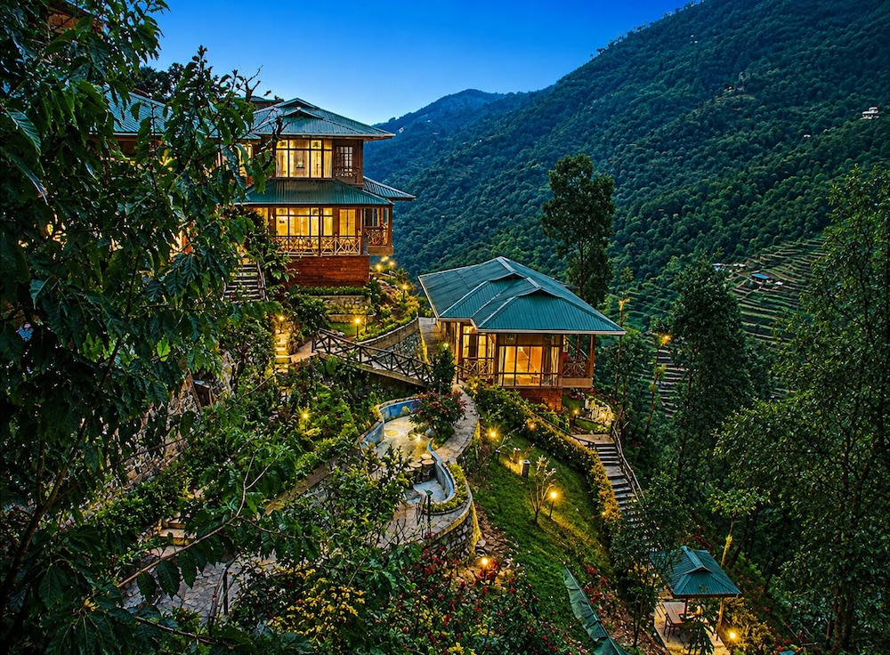 Sterling Gangtok - Orange Village 6/125