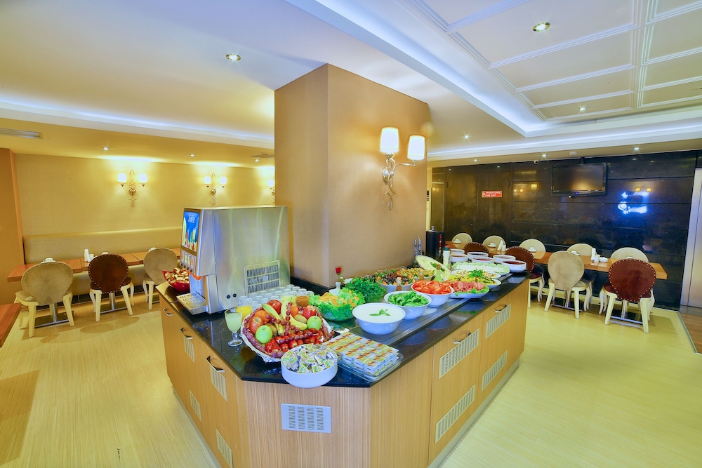 Grand Emin Hotel 41/47