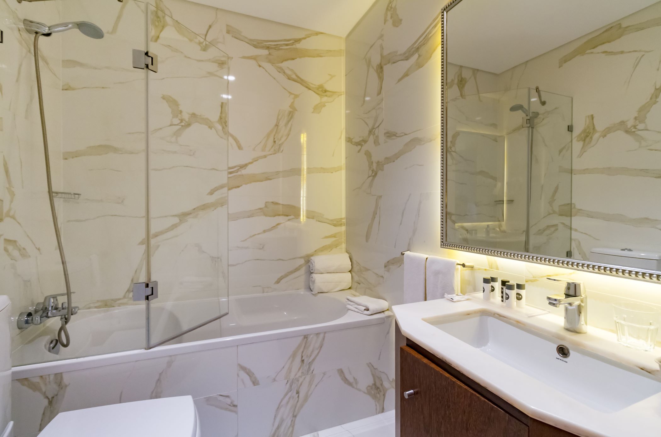 غرفة قياسية مفردة بسرير مزدوج، Flores Boutique Hotel Spa 4/4