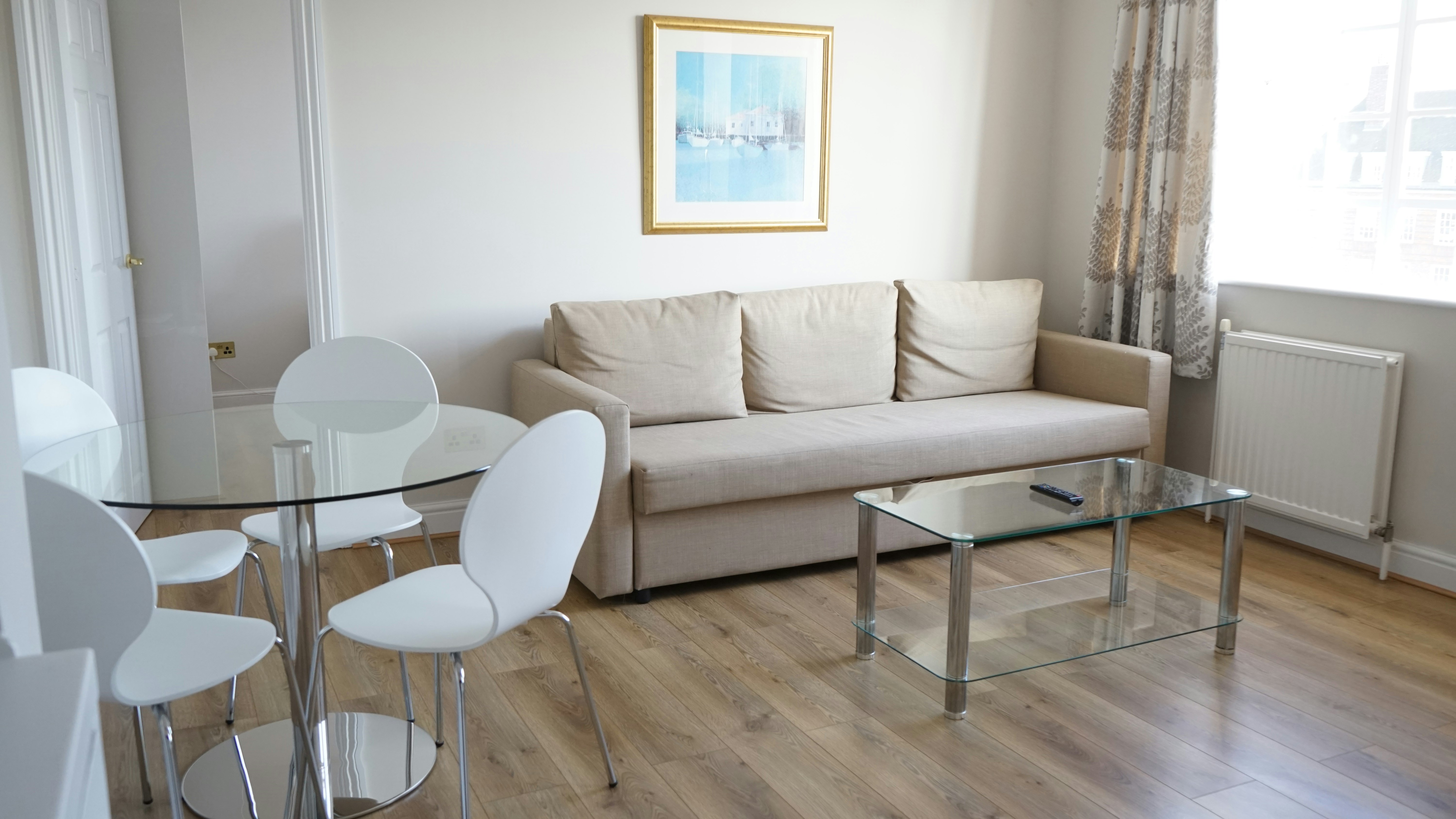 Chelsea Cloisters Serviced Apartments 107/121