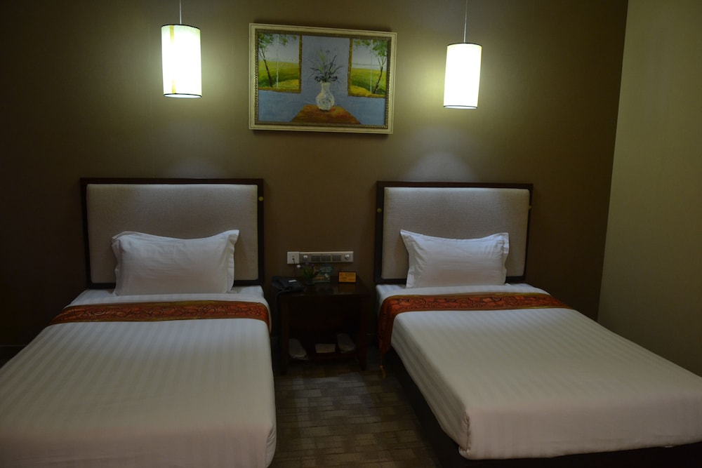 Kololo Courts Hotel & Restaurant 13/40