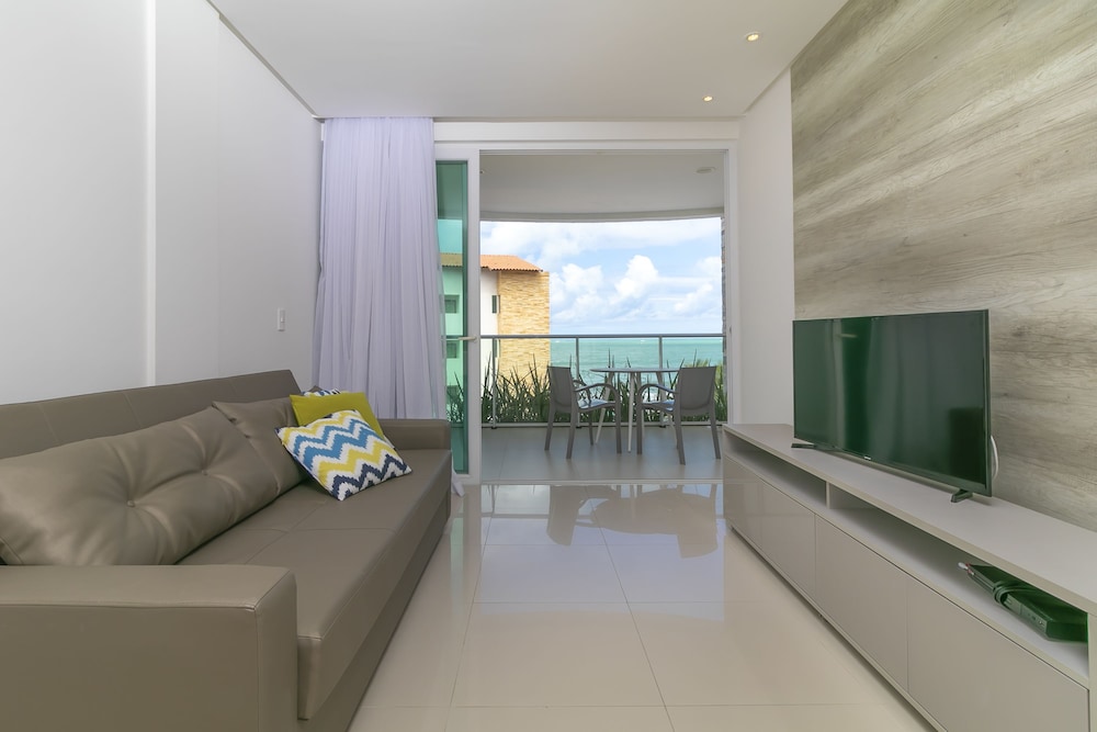 Wave Suites Hotel 44/72
