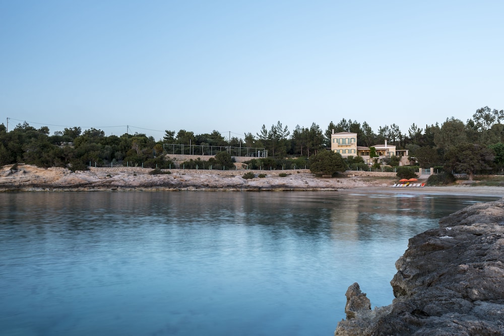 Electra Beachfront Villa 37/50