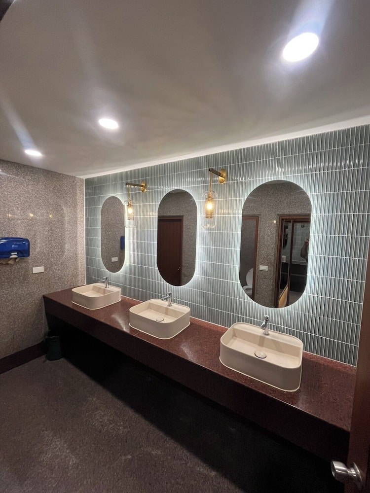 Hatyai Merridian Hotel 33/53