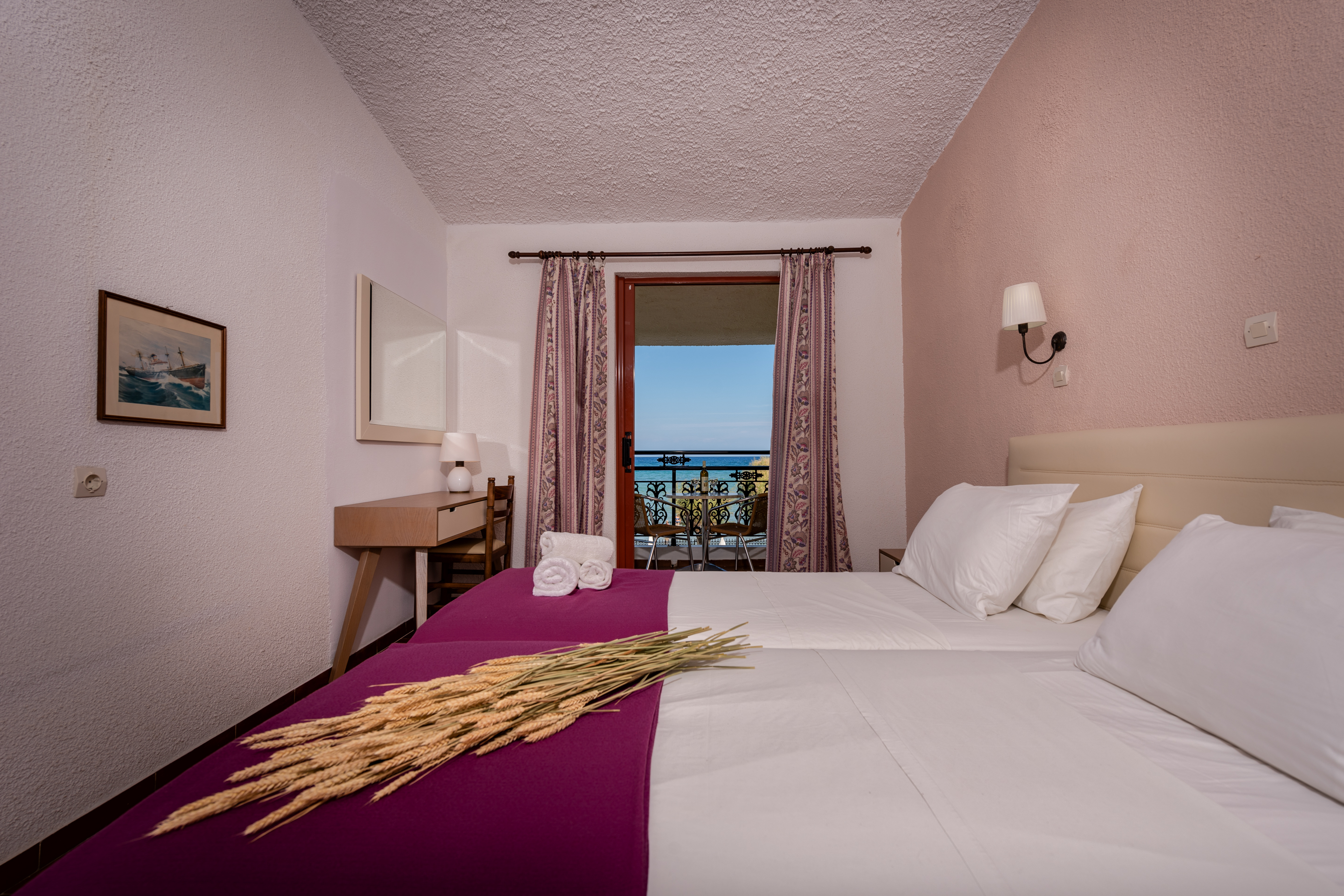 TWIN/DOUBLE ROOM CLASSIC SEA VIEW