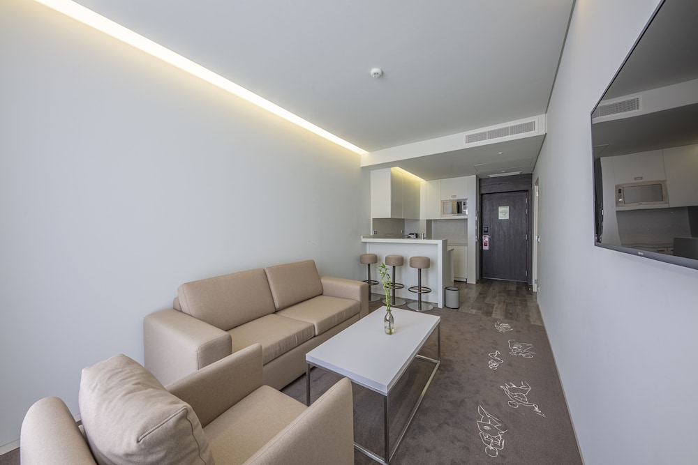 Melia Maputo Sky 32/66