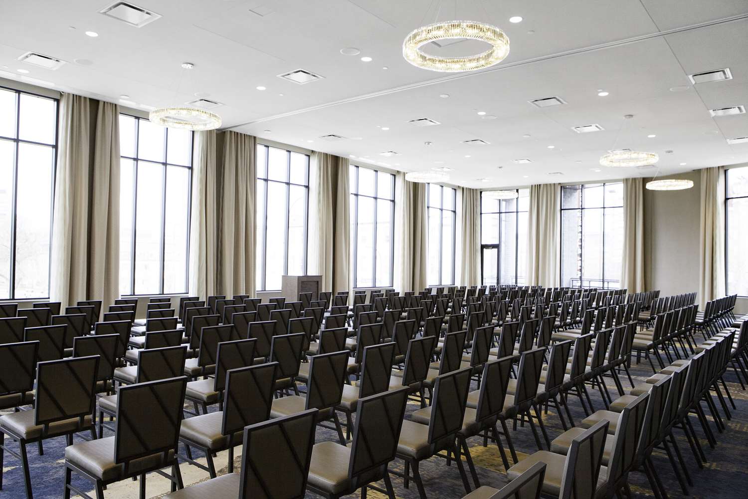 Hilton Garden Inn Minneapolis University Area 49/54