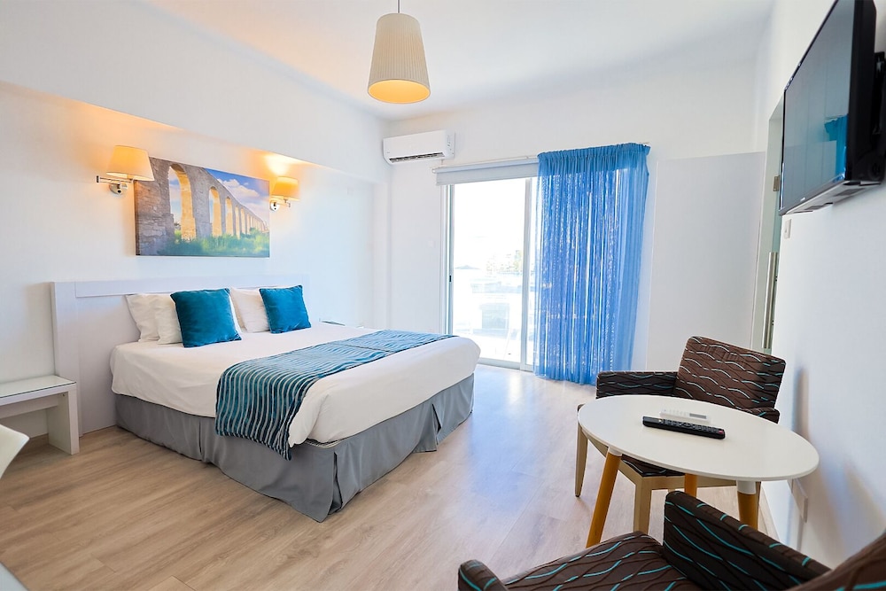 Mikes Kanarium City Hotel 26/57