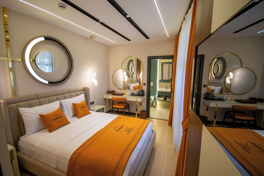 Elysian Airport Hotel & Restaurant 16/50