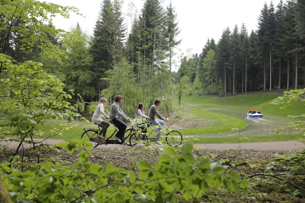 Center Parcs Les Trois Forets 51/55