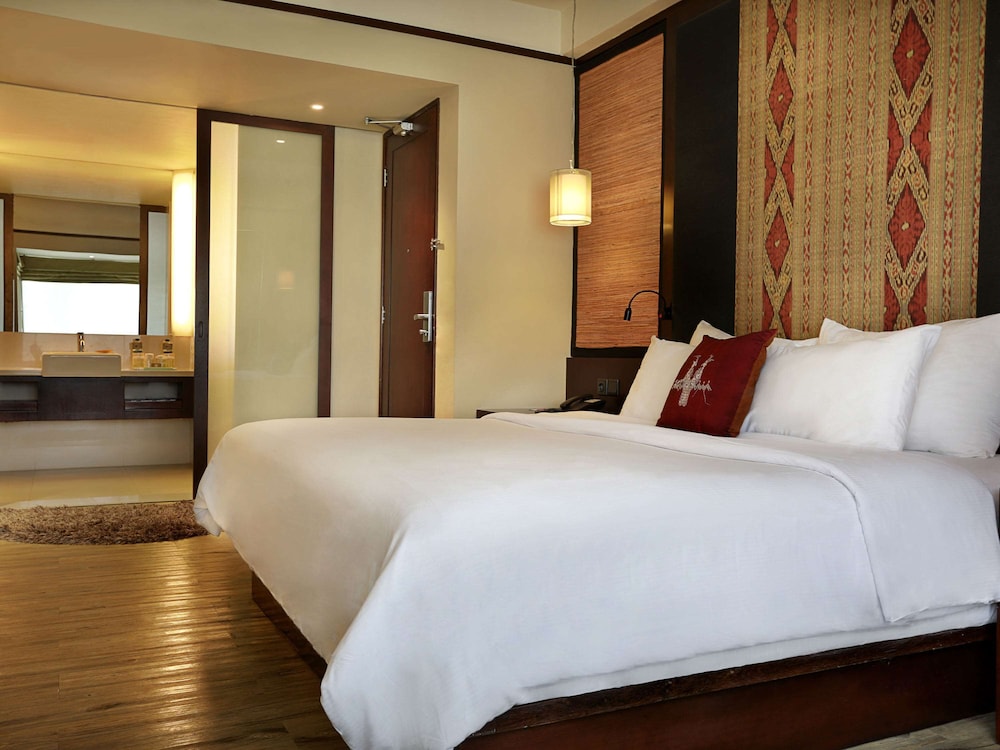 Novotel Lombok Resort and Villas 27/80