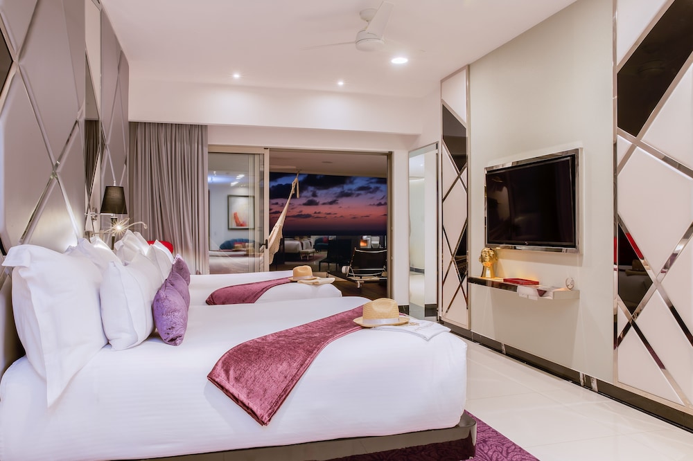 Hotel Mousai Puerto Vallarta Adults Only 20/60