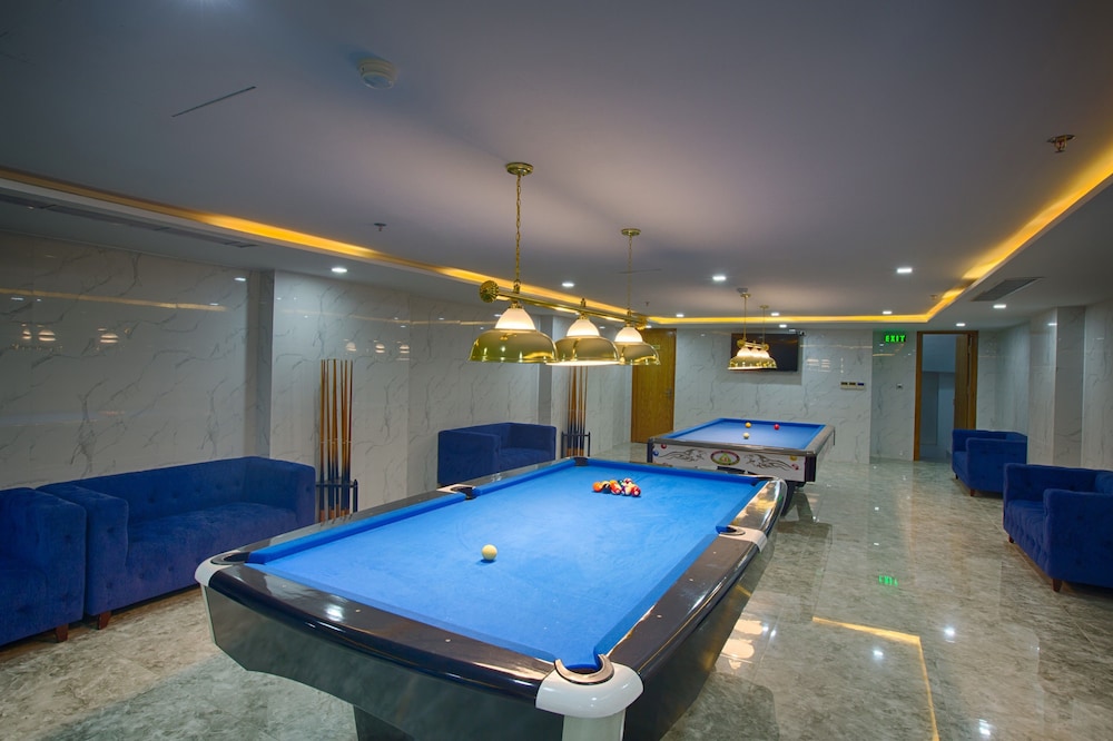 swimming pool spa