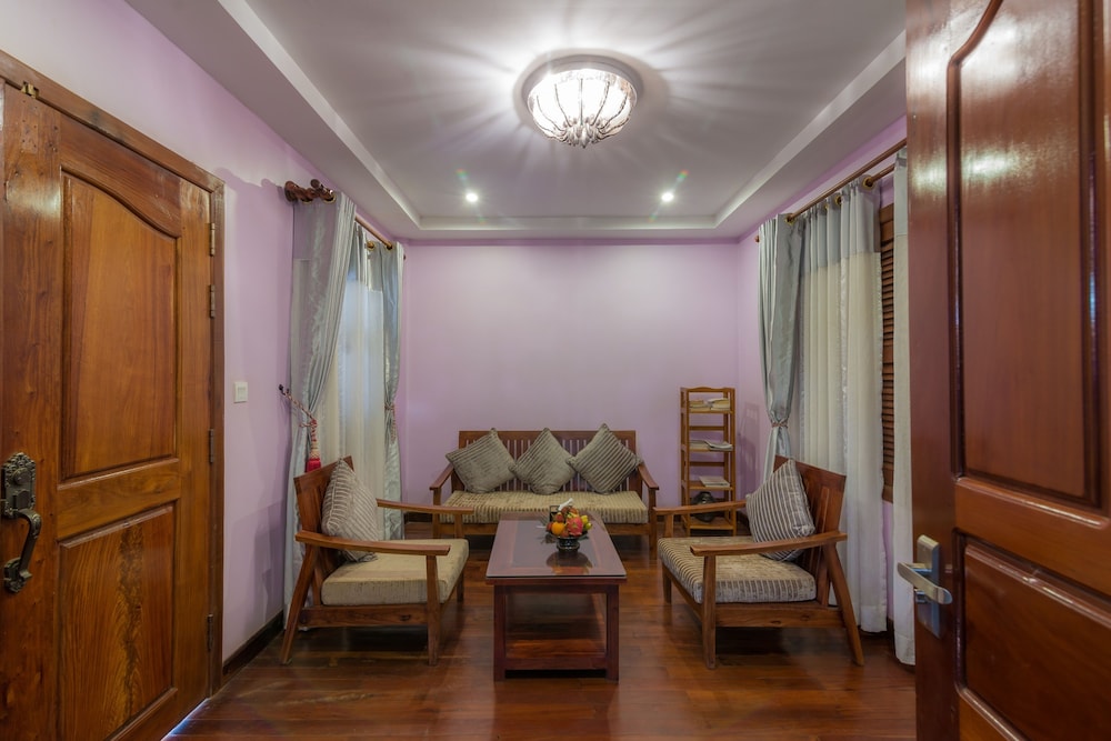 Bunwin Boutique Hotel 26/40