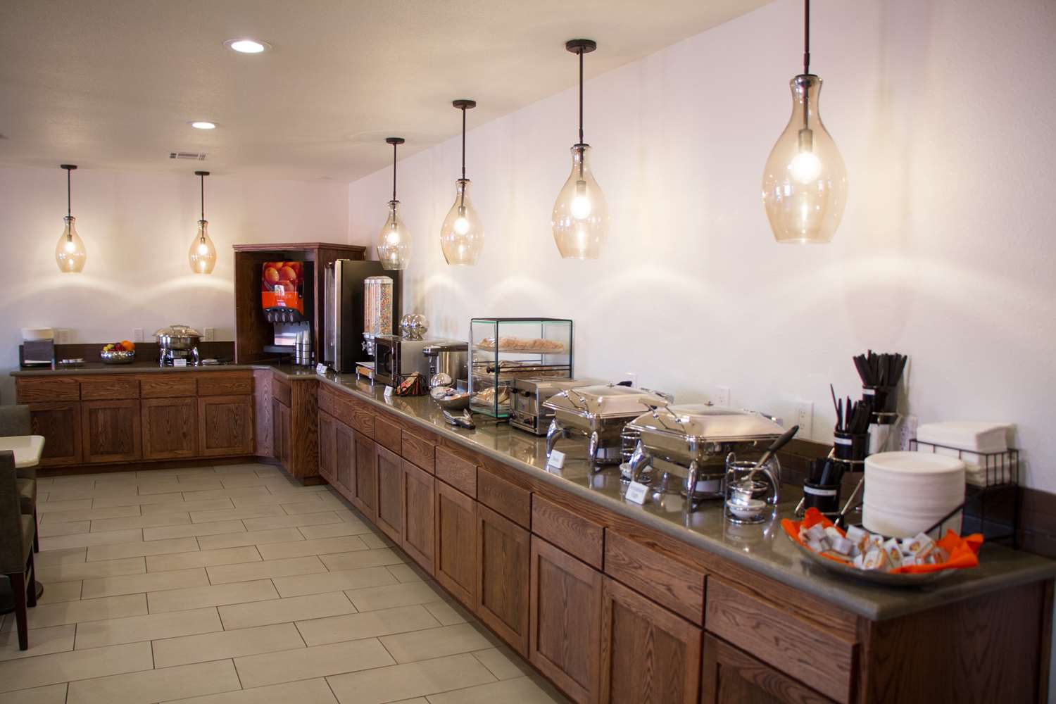 Colony Inn Hotel Atascadero 56/56