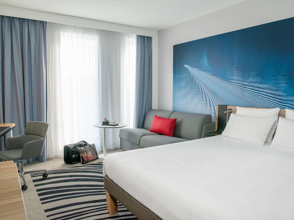 CLASSIC, DOUBLE BED, SOFA