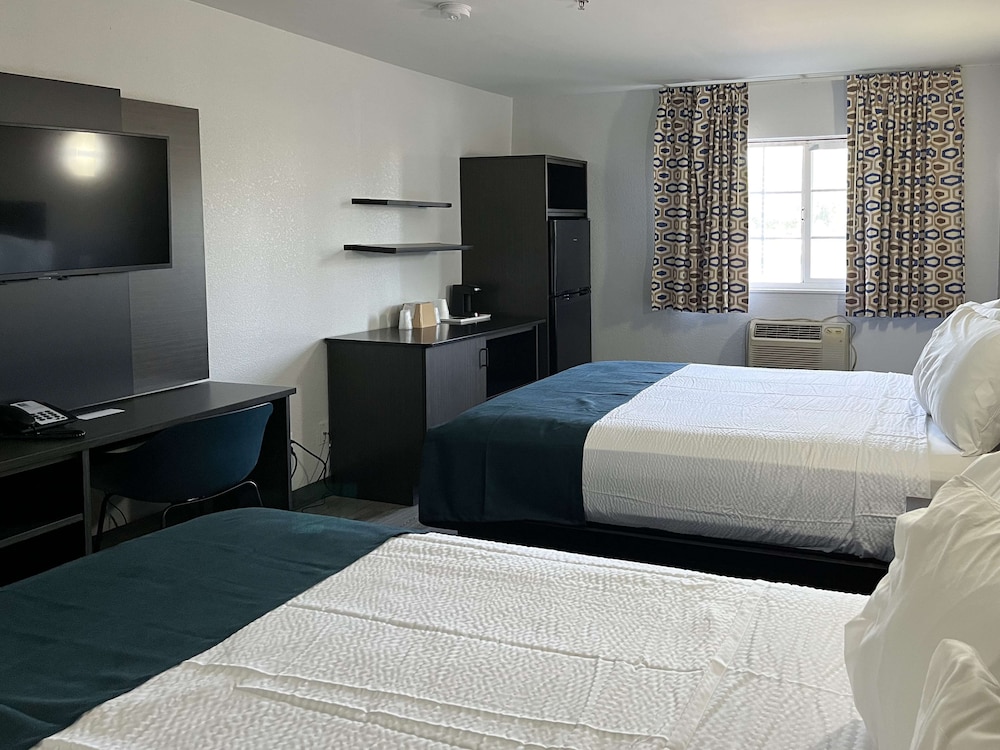 Studio6 Suites Delano, CA 26/40