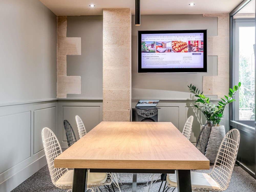 Ibis Bordeaux Saint Emilion 49/58