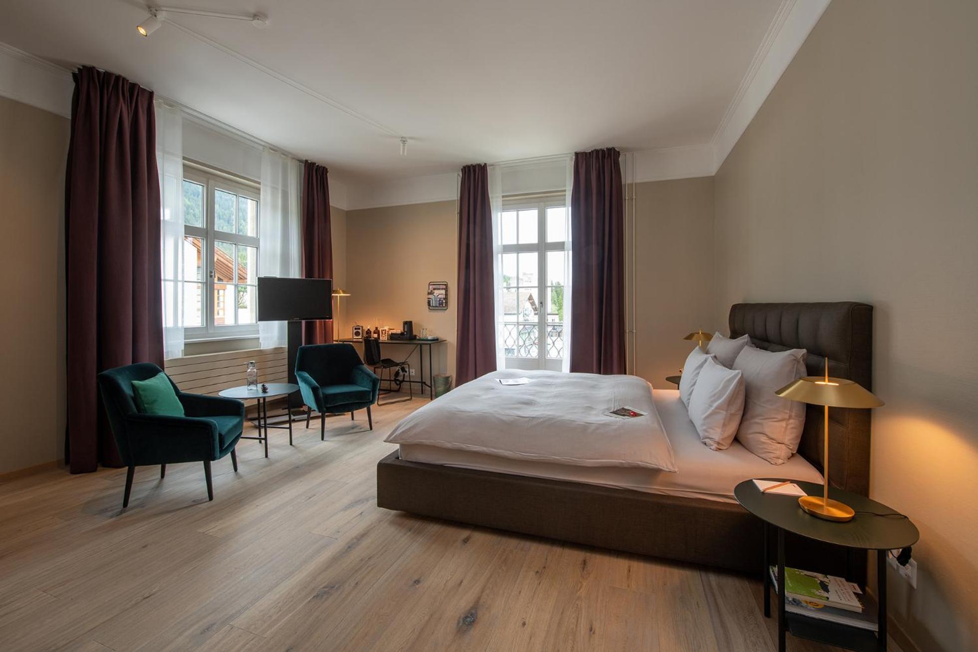 Standard, Double Bed, North Wing، Hotel Schweizerhof Lenzerheide 2/5