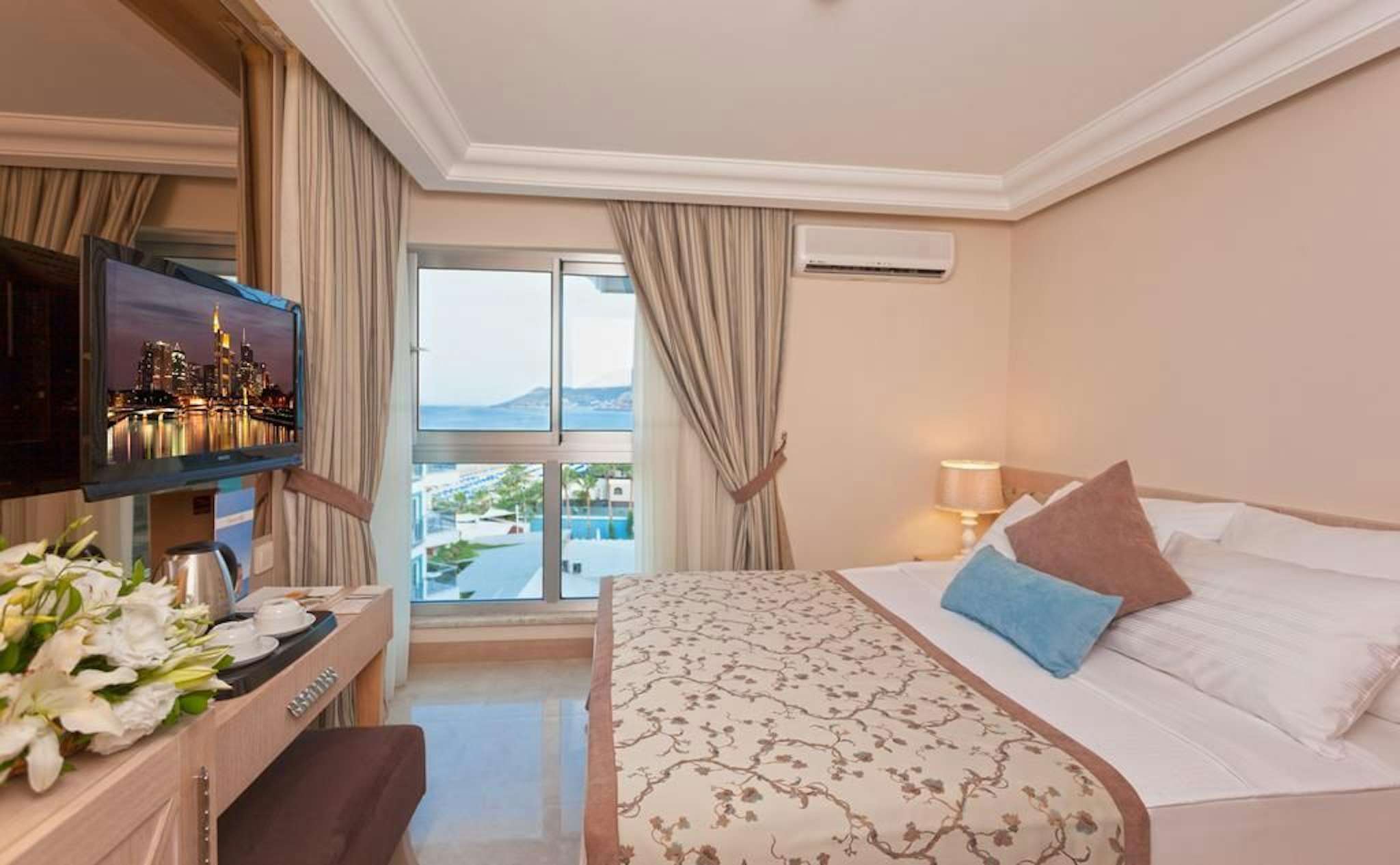 Xperia Saray Beach 23/67