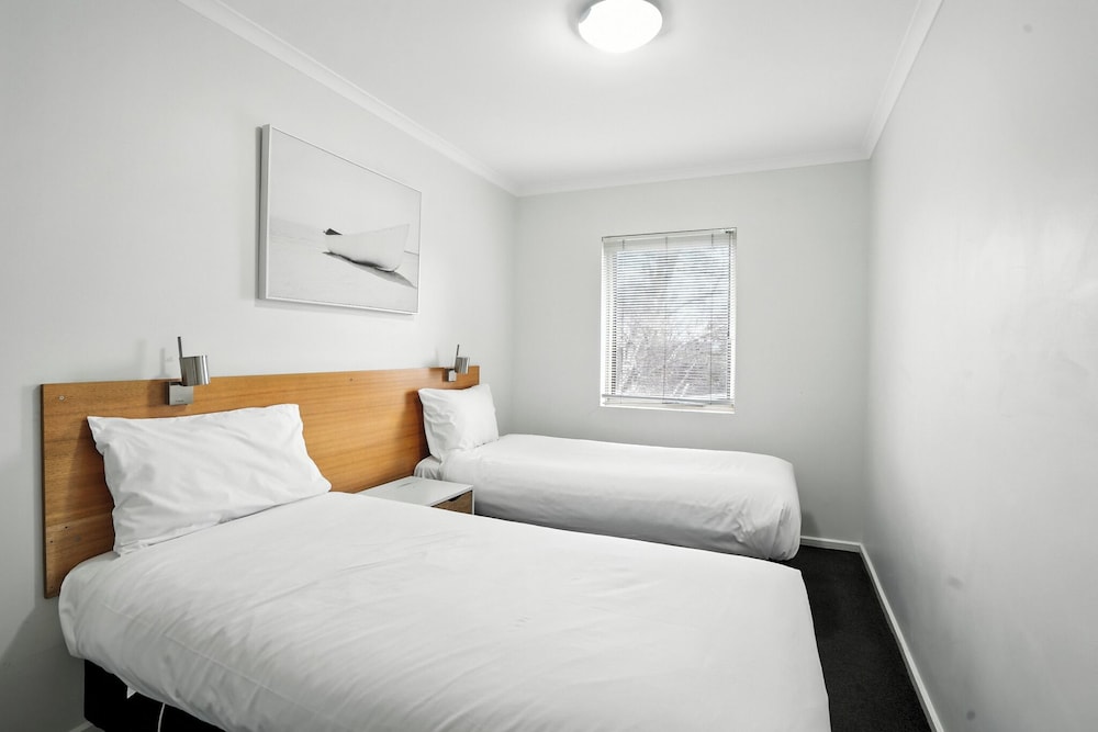 Elphin Motel and Serviced Apartments 17/50
