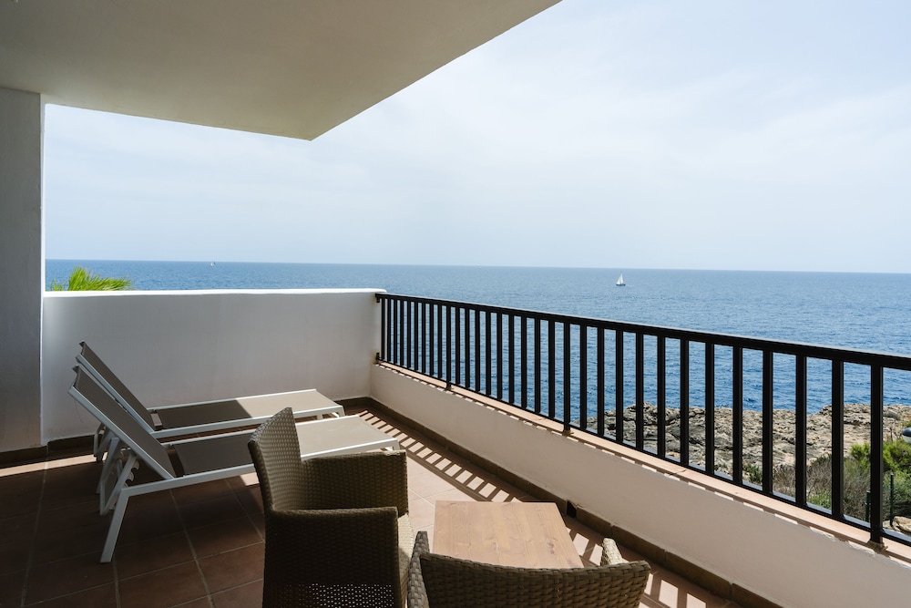 Alua Suites Las Rocas 61/82