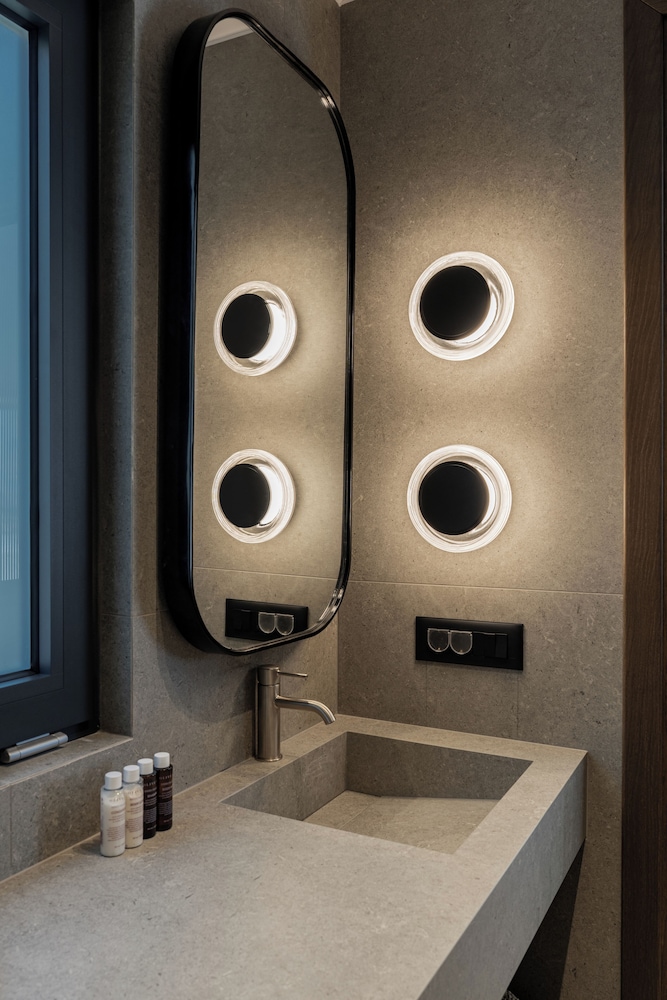 Thelesi Apartments 24/50