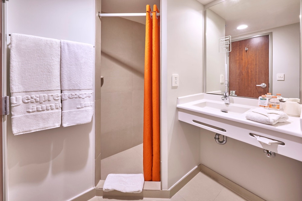 City Express Junior By Marriott Puebla Finsa 60/60