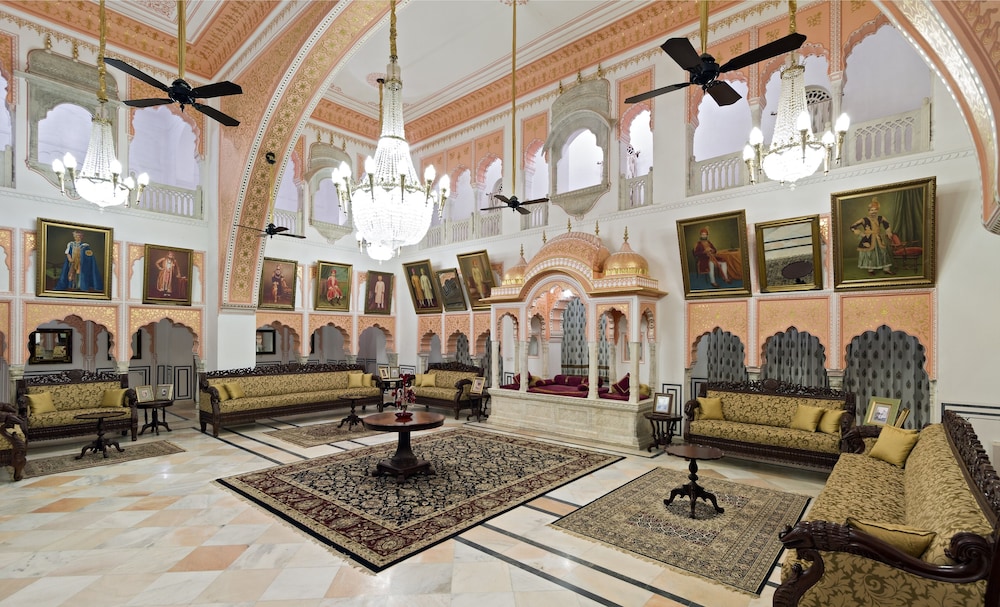 Alsisar Mahal 24/50