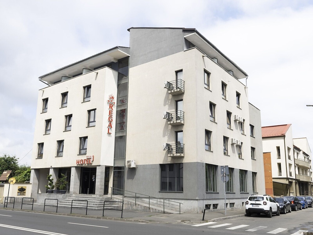 Hotel Regal 5/64