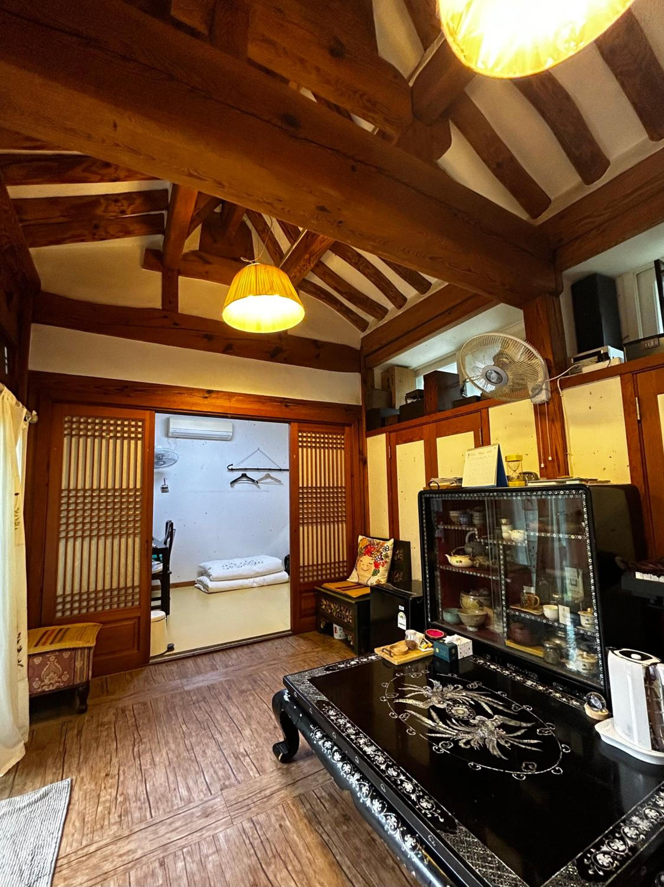 Eugene's House 21/67