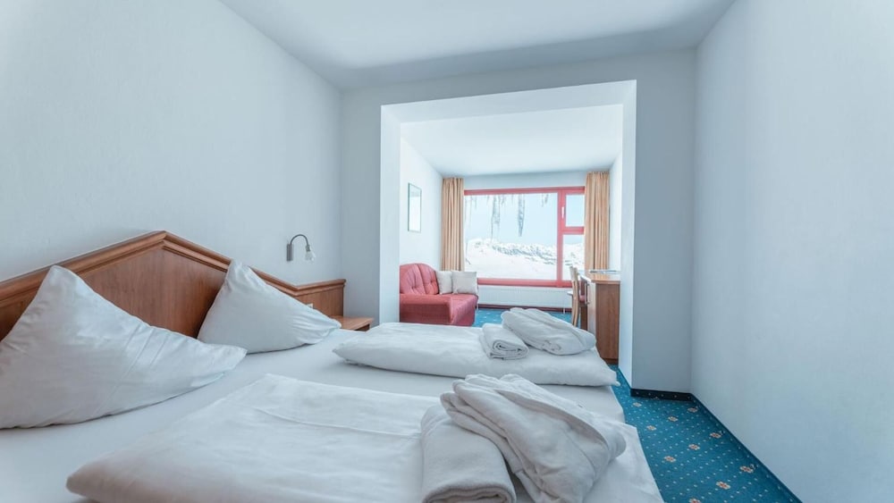 Glacier Hotel Grawand 15/62