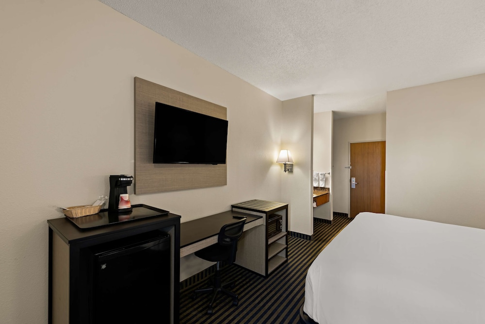 Red Lion Inn & Suites Gretna 14/30