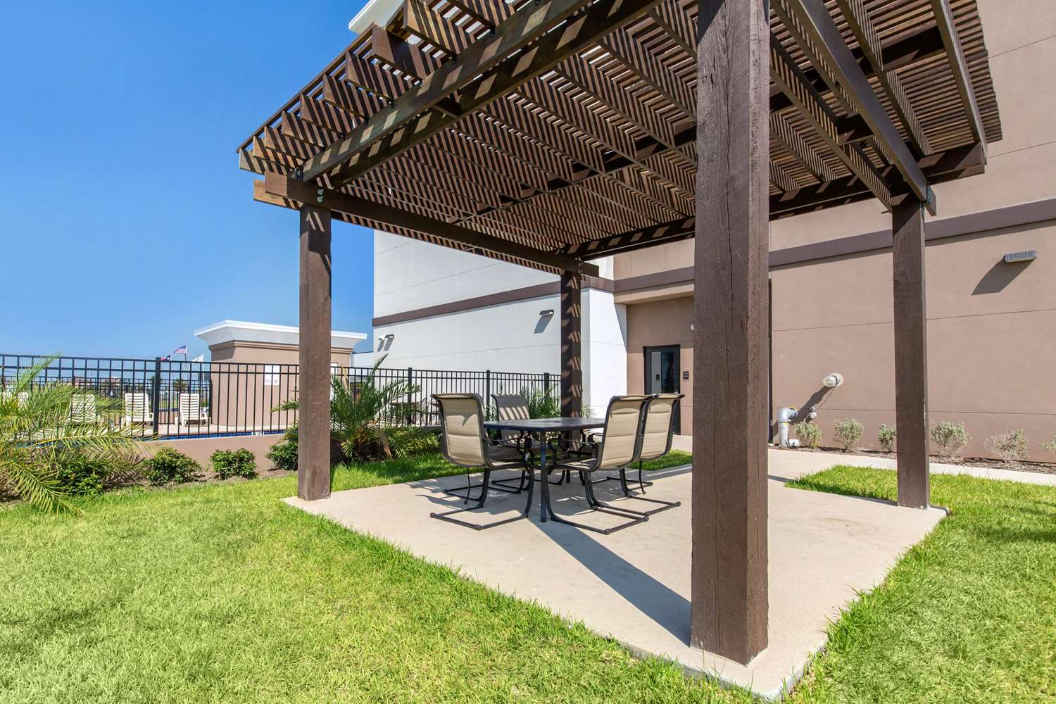 Sleep Inn & Suites Galveston Island 10/11