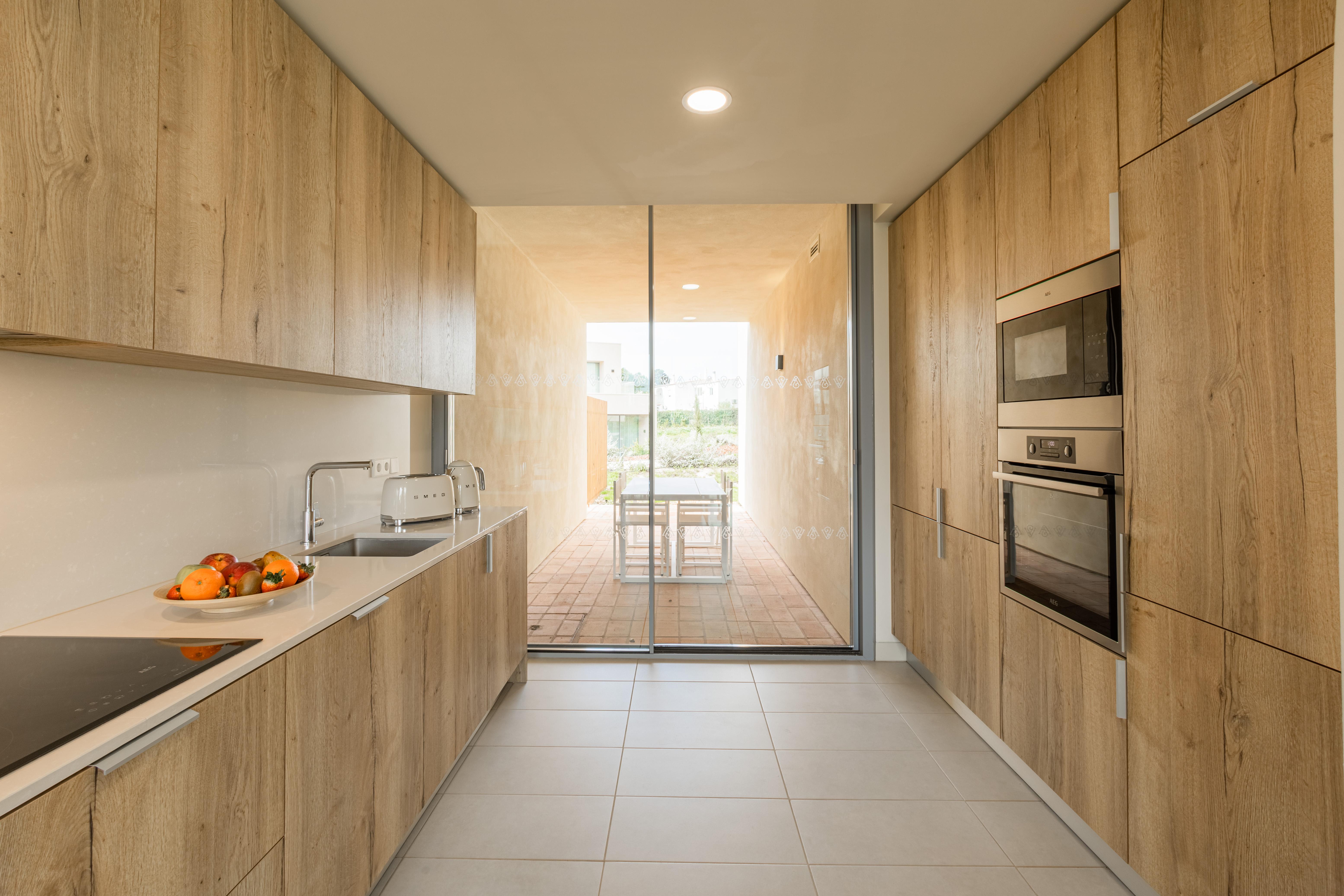 2 Bedrooms, Apartment, Balcony or Terrace