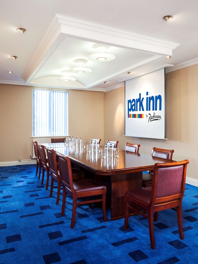 Park Inn by Radisson Shannon Airport 47/59