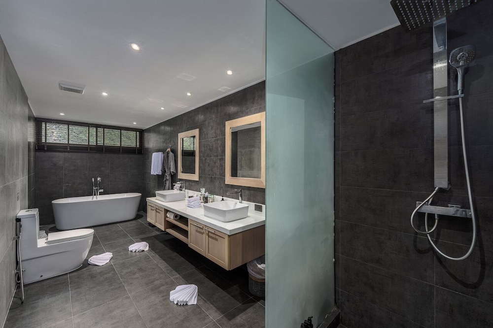 VILLA BAAN PHU PRANA 49/50
