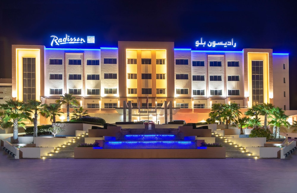 RADISSON BLU HOTEL, SOHAR 4/72