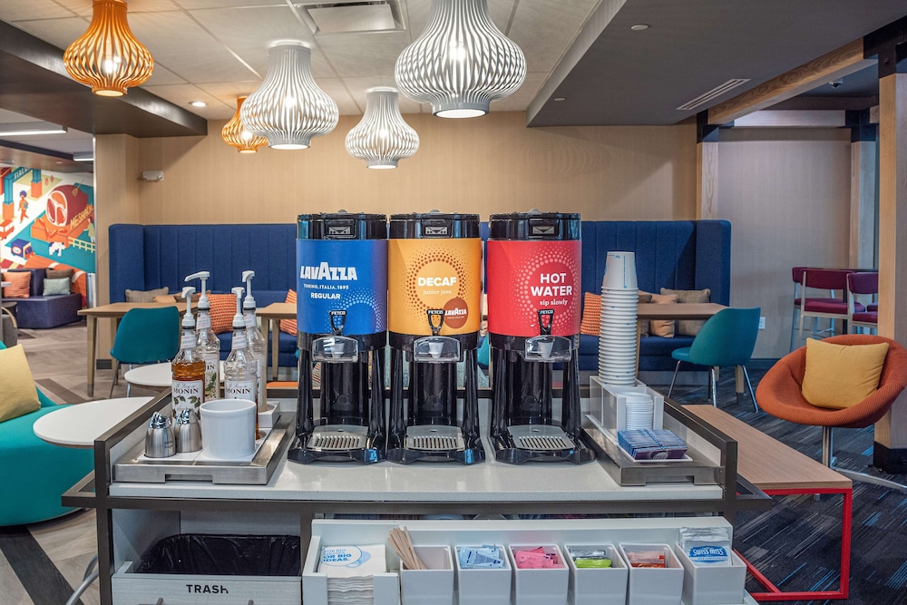restaurant-cafeteria