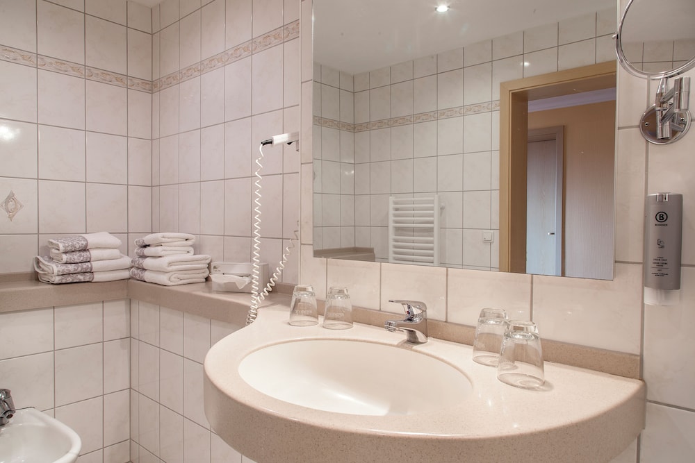 Rennsteighotel Kammweg 65/65