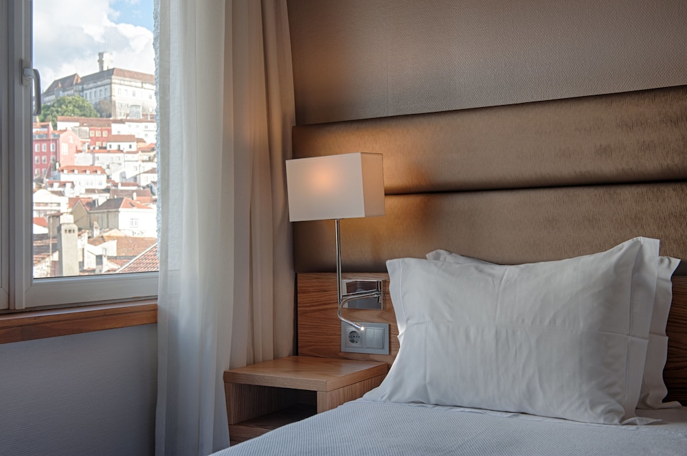 Hotel Oslo Coimbra 12/40
