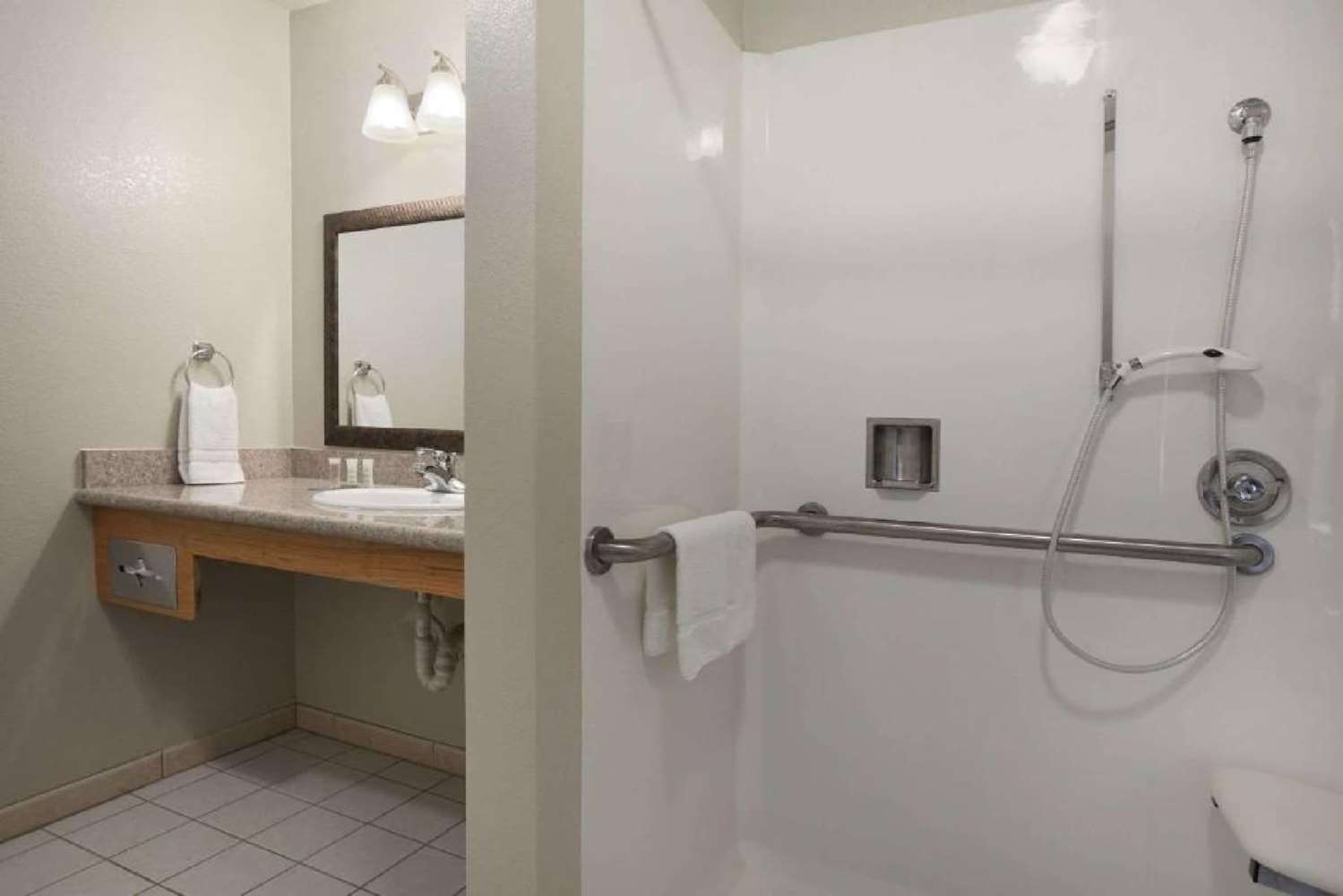 The Prime Suites, Vallejo and Napa Valley 7/8