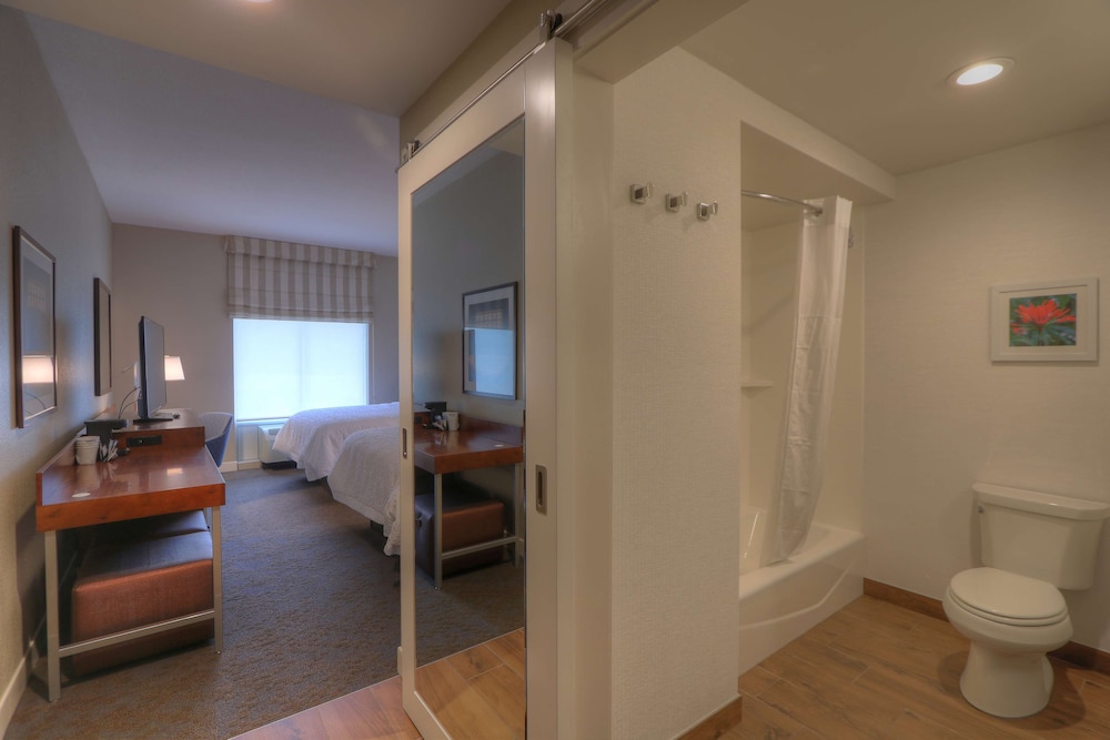 Hampton Inn Gatlinburg Historic Nature Trail 30/53