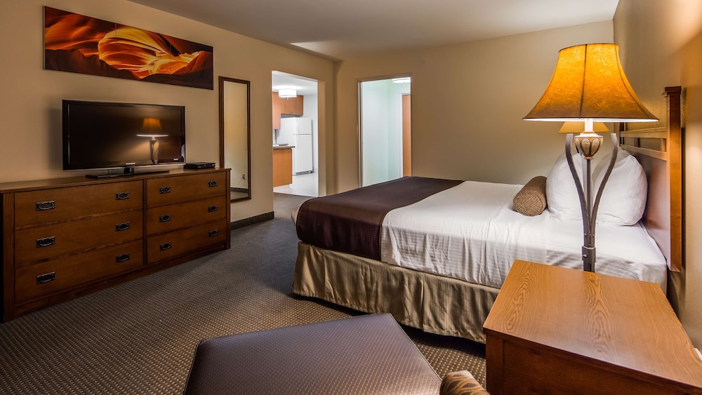 Best Western Rose Quartz Inn 11/40