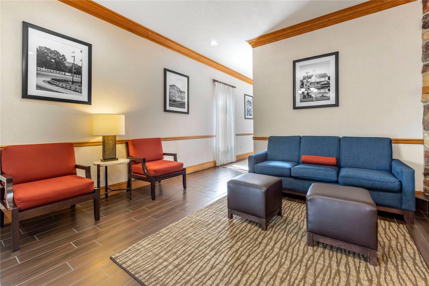 lounge