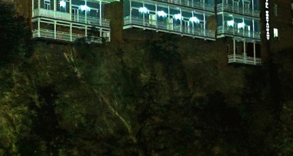 Old Metekhi Hotel 3/50